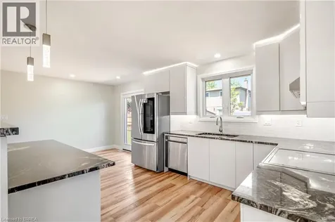 33 Tanglewood Terrace Brantford ON N3R 3R8