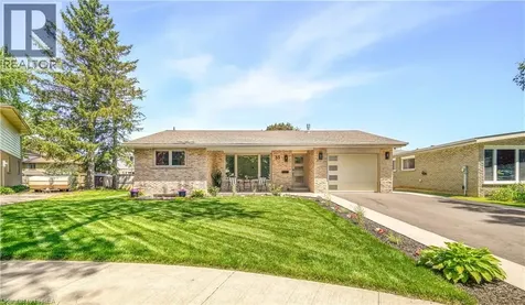 33 Tanglewood Terrace Brantford ON N3R 3R8