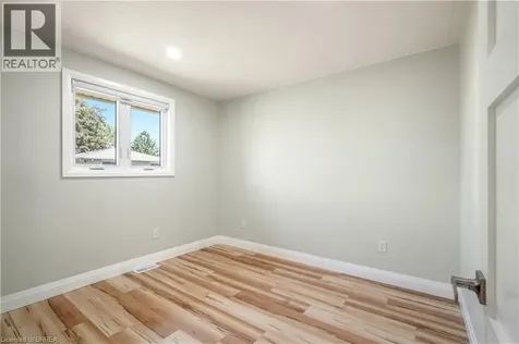 33 Tanglewood Terrace Brantford ON N3R 3R8