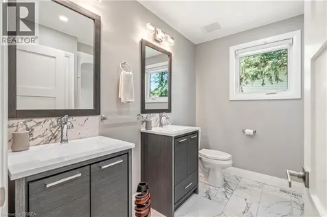 33 Tanglewood Terrace Brantford ON N3R 3R8