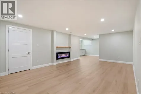 33 Tanglewood Terrace Brantford ON N3R 3R8