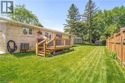 33 Tanglewood Terrace Brantford ON N3R 3R8