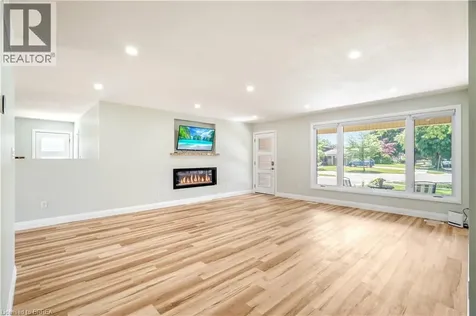 33 Tanglewood Terrace Brantford ON N3R 3R8