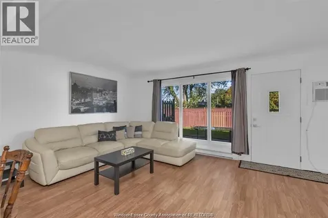 1622 Eastgate Estate Windsor ON N8T 2S9