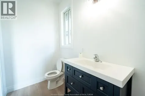 1210 Laurendeau Avenue Windsor ON N8Y 4B5