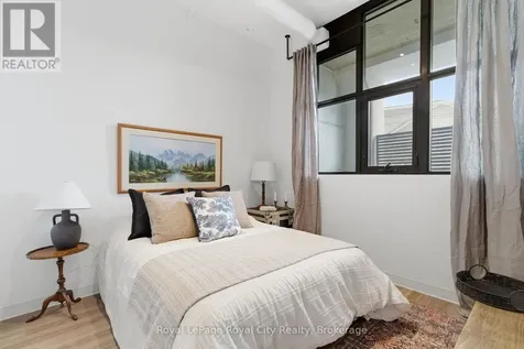 120 Huron Street Guelph (st. Patrick's Ward) ON N1E 0T8