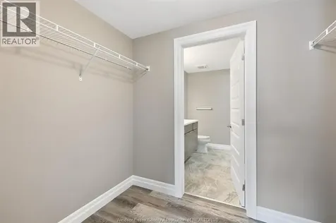 716 Brownstone Tecumseh ON N9K 0C3
