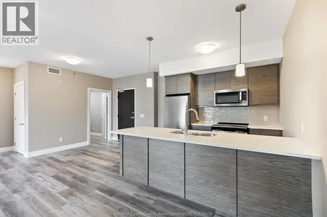 716 Brownstone Tecumseh ON N9K 0C3