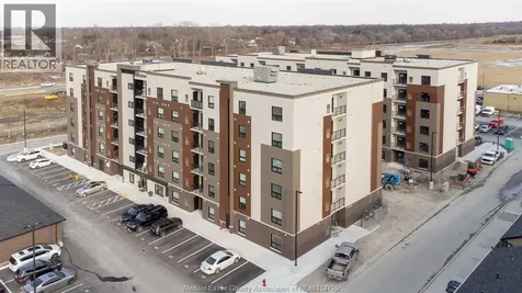 716 Brownstone Tecumseh ON N9K 0C3