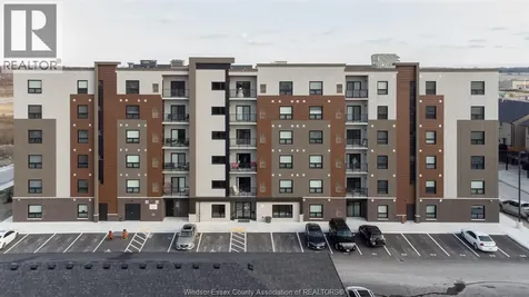 716 Brownstone Tecumseh ON N9K 0C3