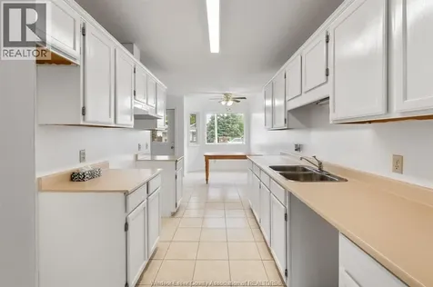 142 Lamarsh Street Wheatley ON N0P 2P0