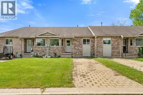 142 Lamarsh Street Wheatley ON N0P 2P0