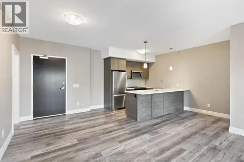 716 Brownstone Tecumseh ON N9K 0C3