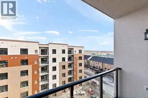 716 Brownstone Tecumseh ON N9K 0C3