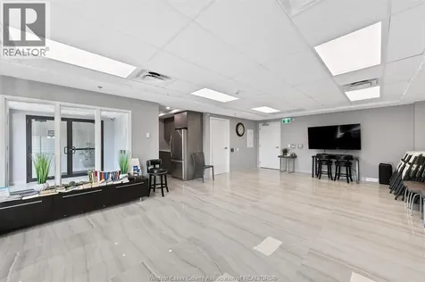 716 Brownstone Tecumseh ON N9K 0C3