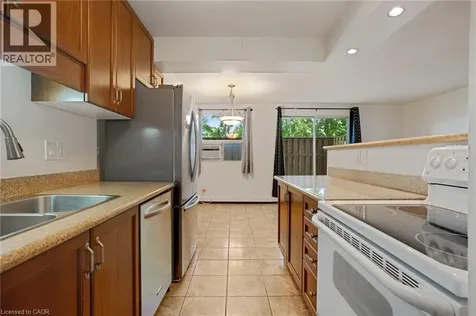 793 Colborne Street Brantford ON N3S 7J3