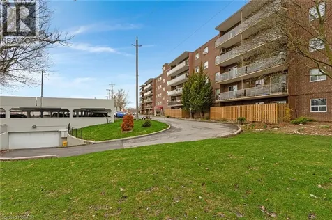 793 Colborne Street Brantford ON N3S 7J3