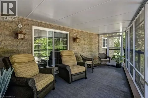 527 River Road Cambridge ON N3C 2B8