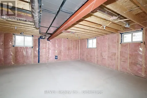 1129 Dipietro Street Fort Erie (lakeshore) ON L2A 4J4