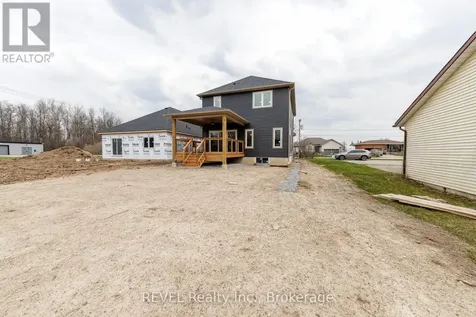 1129 Dipietro Street Fort Erie (lakeshore) ON L2A 4J4