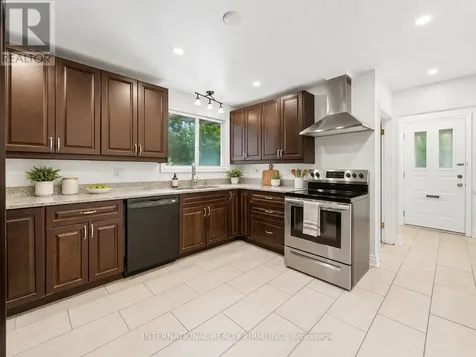 1213 Erindale Drive Ottawa ON K2C 2G2