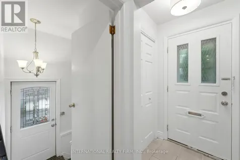 1213 Erindale Drive Ottawa ON K2C 2G2