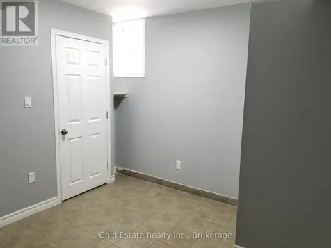 426 Langlois Avenue Windsor ON N9A 2G4