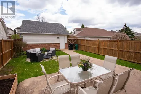 729 Brandenburg Boulevard Waterloo ON N2T 2V4