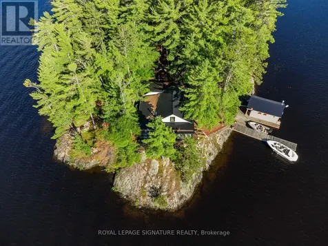 2 Dad's Rest Island Nipissing ON P0H 1W0