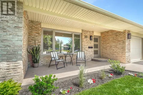 33 Tanglewood Terrace Brantford ON N3R 3R8