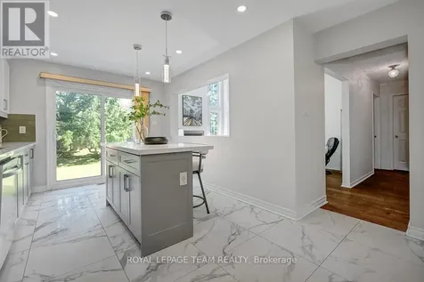 91 Dossetter Way Ottawa ON K1G 4S6