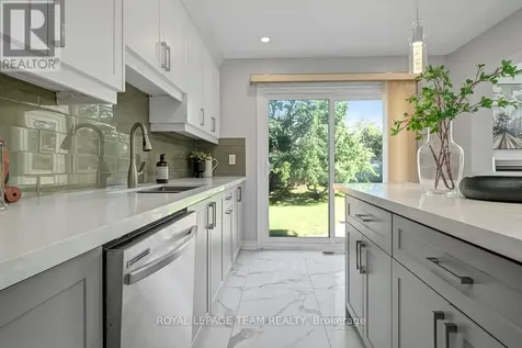 91 Dossetter Way Ottawa ON K1G 4S6