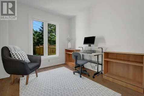 91 Dossetter Way Ottawa ON K1G 4S6