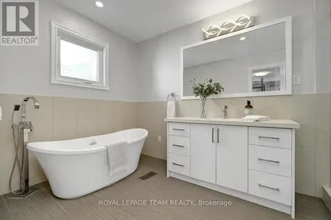 91 Dossetter Way Ottawa ON K1G 4S6
