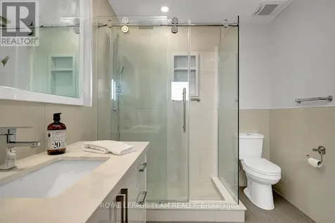 91 Dossetter Way Ottawa ON K1G 4S6