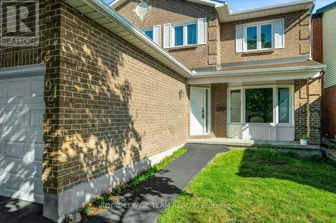 91 Dossetter Way Ottawa ON K1G 4S6