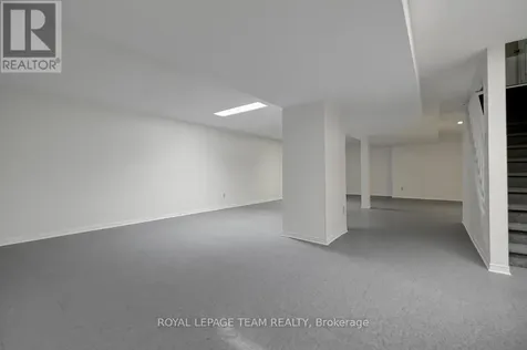91 Dossetter Way Ottawa ON K1G 4S6