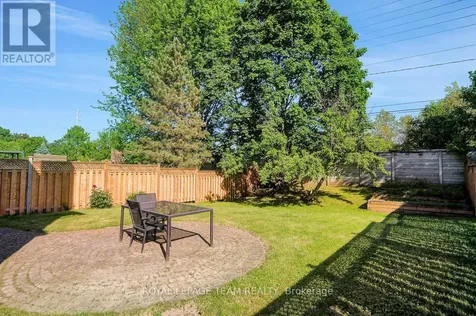 91 Dossetter Way Ottawa ON K1G 4S6