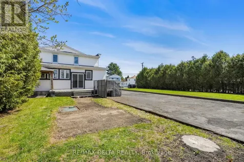 3668 Champlain Street Clarence-rockland ON K0A 1E0