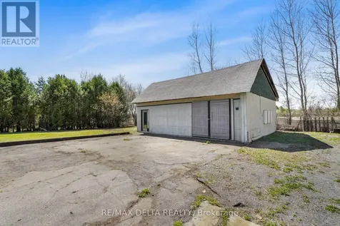 3668 Champlain Street Clarence-rockland ON K0A 1E0