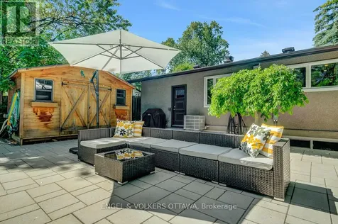 54 Qualicum Street Ottawa ON K2H 7H4
