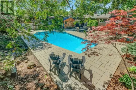 54 Qualicum Street Ottawa ON K2H 7H4