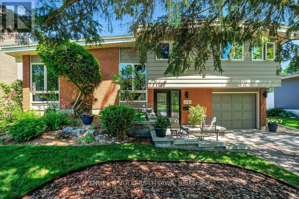 1131 Cameo Drive Ottawa ON K2C 1Y6