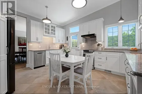 1131 Cameo Drive Ottawa ON K2C 1Y6