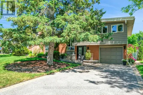 1131 Cameo Drive Ottawa ON K2C 1Y6