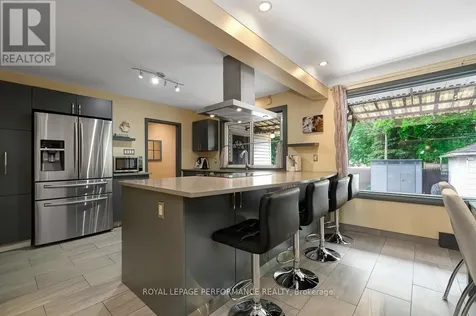 102 Donald Street Ottawa ON K1K 1N2