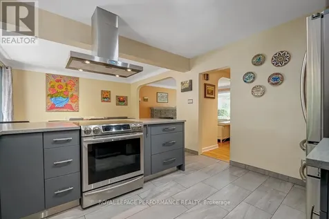 102 Donald Street Ottawa ON K1K 1N2