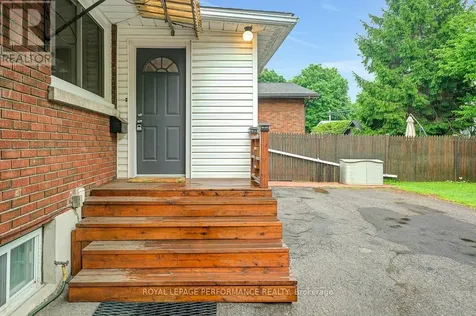 102 Donald Street Ottawa ON K1K 1N2
