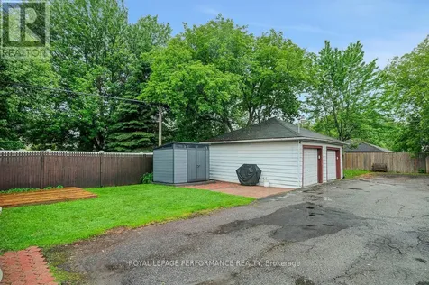 102 Donald Street Ottawa ON K1K 1N2