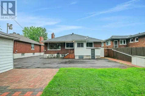 102 Donald Street Ottawa ON K1K 1N2